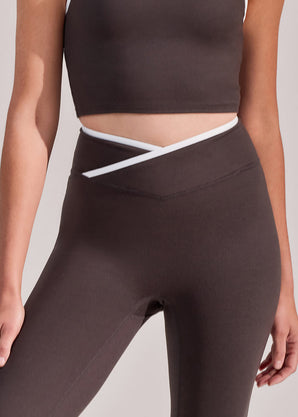 Ultimate Everyday Wrap Waist Leggings - Black Coffee